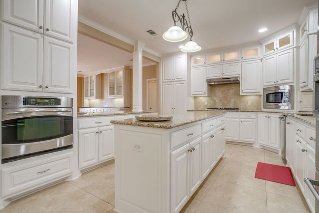 7016 Allen Place Drive, Fort Worth, TX 76116