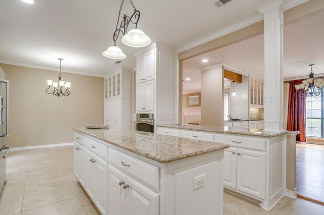 7016 Allen Place Drive, Fort Worth, TX 76116