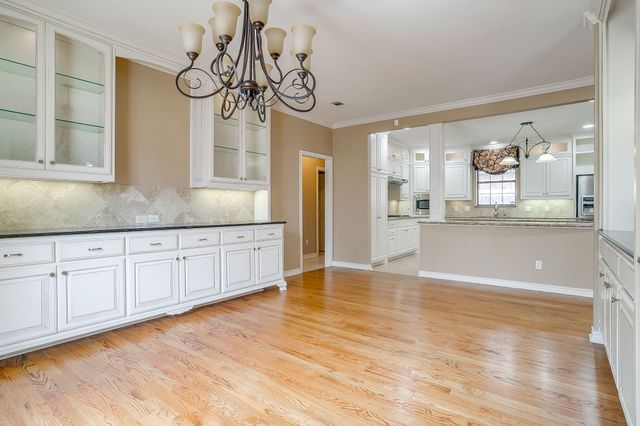 7016 Allen Place Drive, Fort Worth, TX 76116