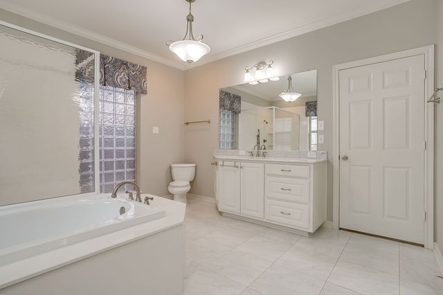 7016 Allen Place Drive, Fort Worth, TX 76116