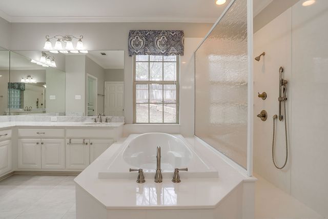 7016 Allen Place Drive, Fort Worth, TX 76116