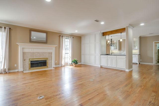 7016 Allen Place Drive, Fort Worth, TX 76116