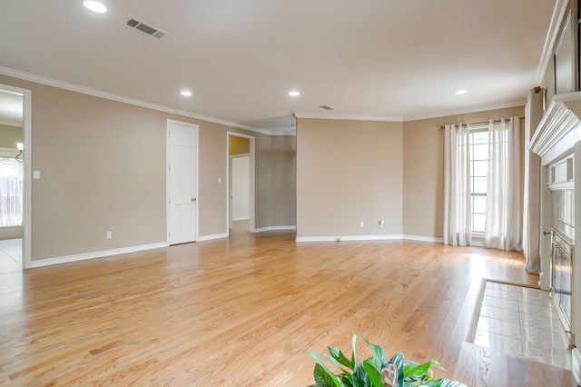 7016 Allen Place Drive, Fort Worth, TX 76116