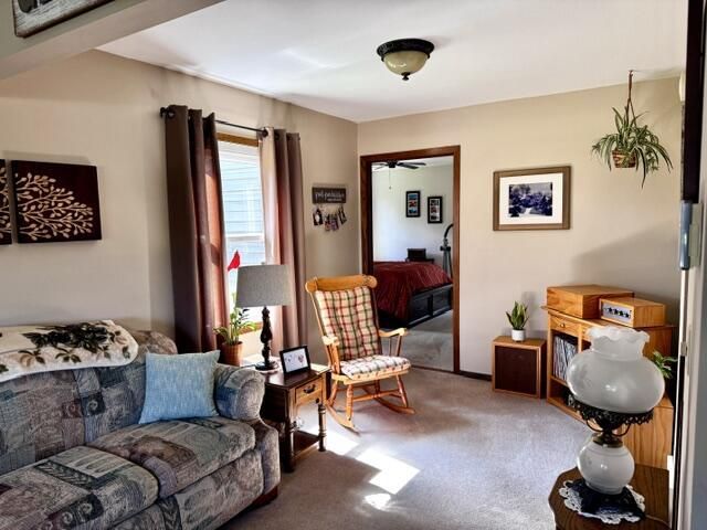 S77W26575 Crestview COURT, Waukesha, WI 53189