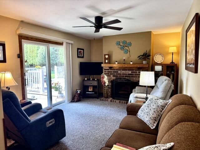 S77W26575 Crestview COURT, Waukesha, WI 53189