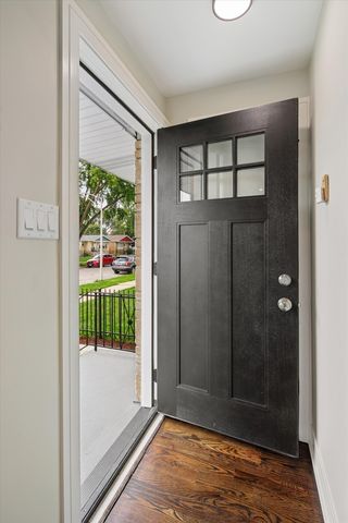 2121 W 71st Place, Chicago, IL 60636