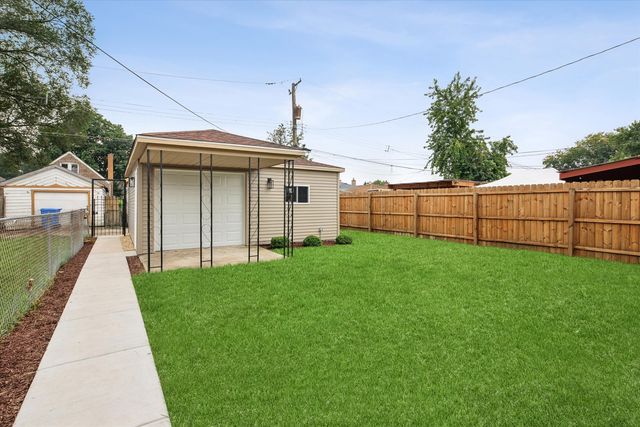 2121 W 71st Place, Chicago, IL 60636