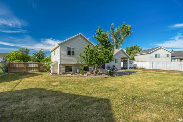 272 E 1150 N, Harrisville, UT 84404