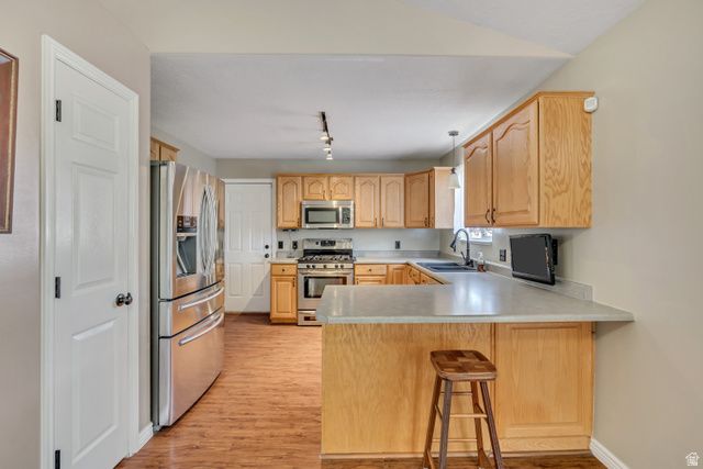 272 E 1150 N, Harrisville, UT 84404