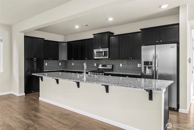 2808 S 376th Street, Federal Way, WA 98003