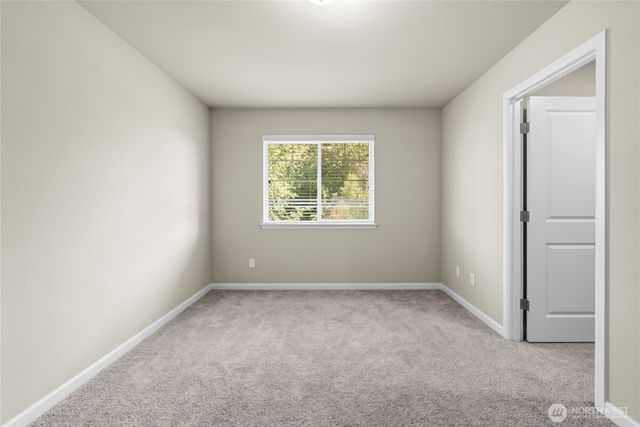 2808 S 376th Street, Federal Way, WA 98003