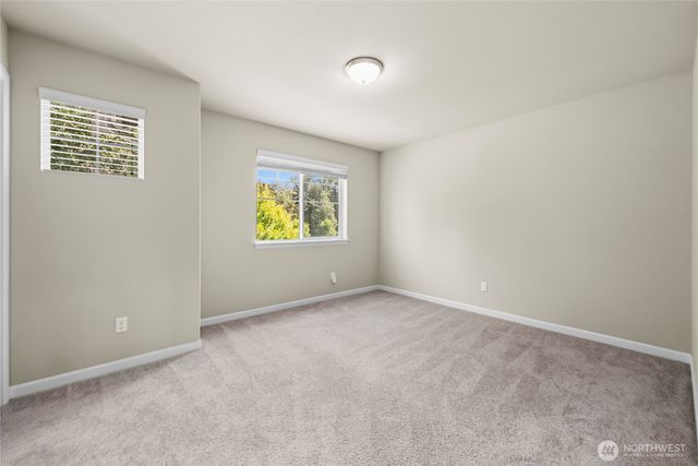 2808 S 376th Street, Federal Way, WA 98003