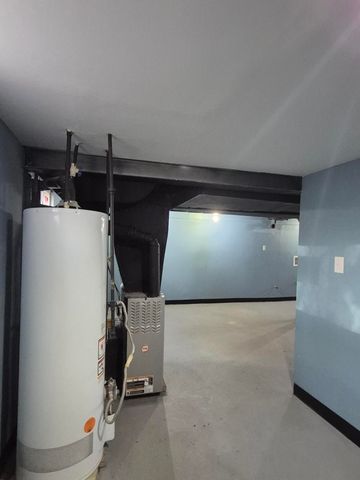 908 E 45th Avenue, Gary, IN 46409