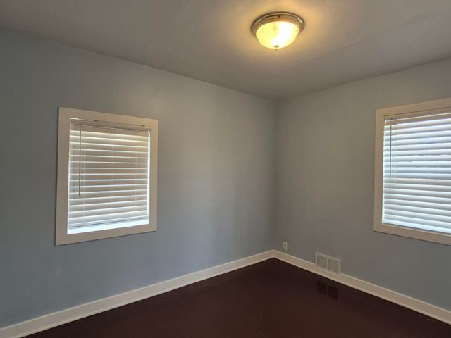 908 E 45th Avenue, Gary, IN 46409