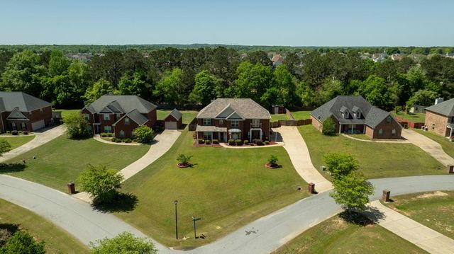 1 Kenny's Court, Fort Mitchell, AL 36856