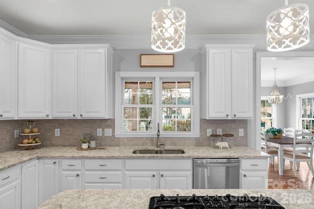 1201 Toteros Drive, Waxhaw, NC 28173