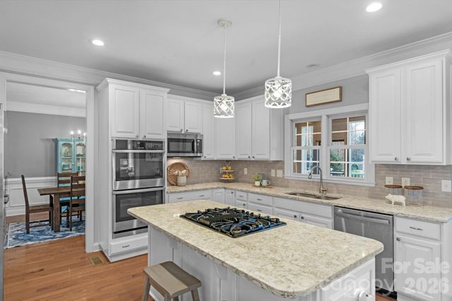 1201 Toteros Drive, Waxhaw, NC 28173