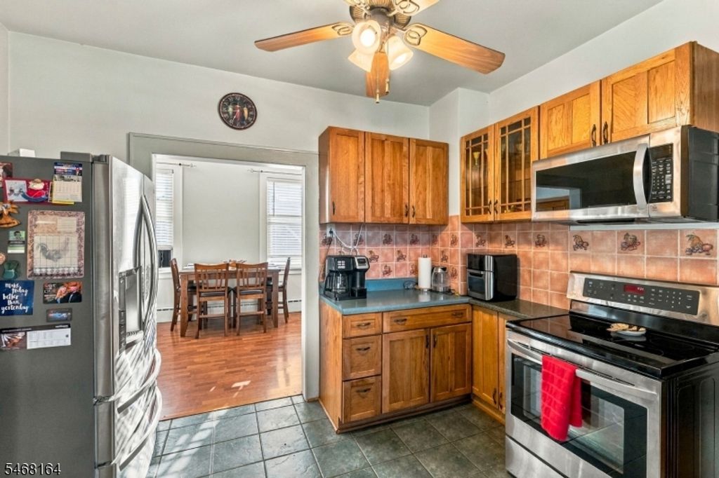 72 Wesley St, Clifton City, NJ 07013 — photo 4