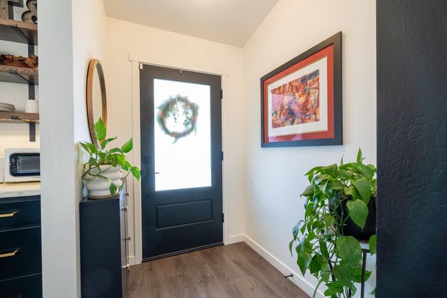 1168 NE Bonney Doon Lane, Grants Pass, OR 97526