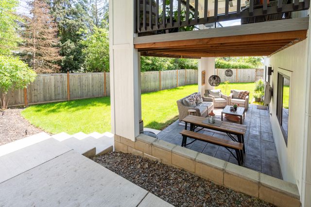 1168 NE Bonney Doon Lane, Grants Pass, OR 97526