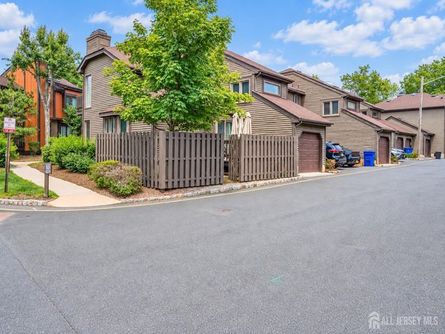 93 Riverbend Drive, North Brunswick, NJ 08902