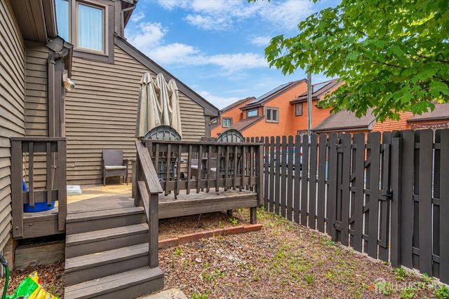 93 Riverbend Drive, North Brunswick, NJ 08902
