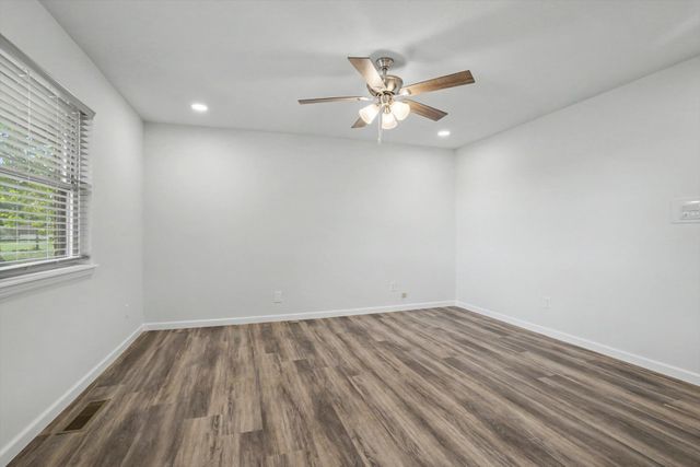 6483 S 280th East Avenue, Broken Arrow, OK 74014