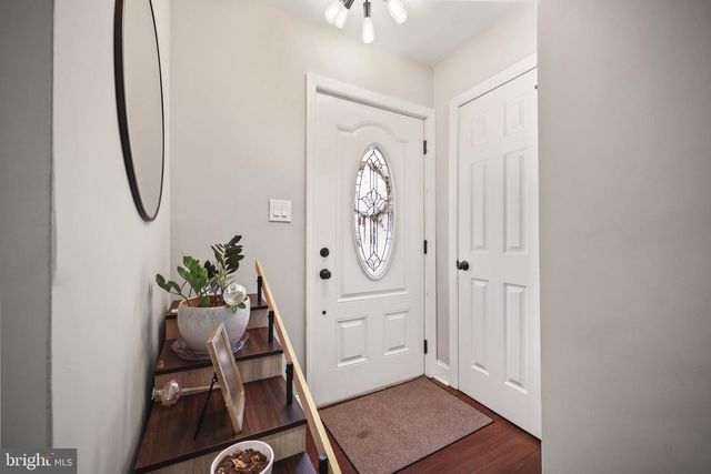 353 REDWOOD AVE, Hamilton, NJ 08610