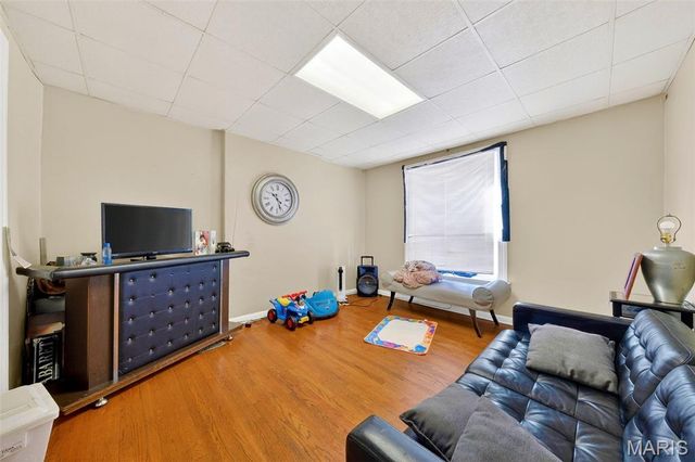 4703 Labadie Avenue, St Louis, MO 63115