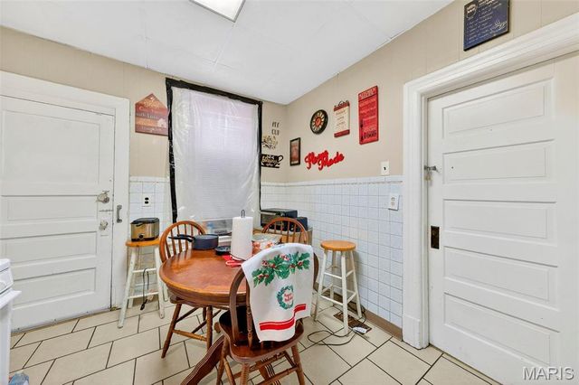 4703 Labadie Avenue, St Louis, MO 63115