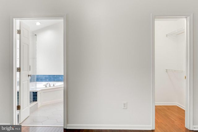 2606 OAK VALLEY DR, Woodbridge, VA 22191