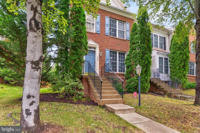2606 OAK VALLEY DR, Woodbridge, VA 22191