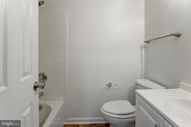 2606 OAK VALLEY DR, Woodbridge, VA 22191