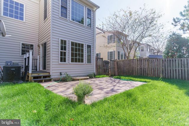2606 OAK VALLEY DR, Woodbridge, VA 22191
