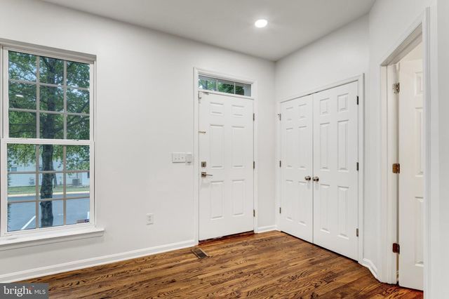 2606 OAK VALLEY DR, Woodbridge, VA 22191