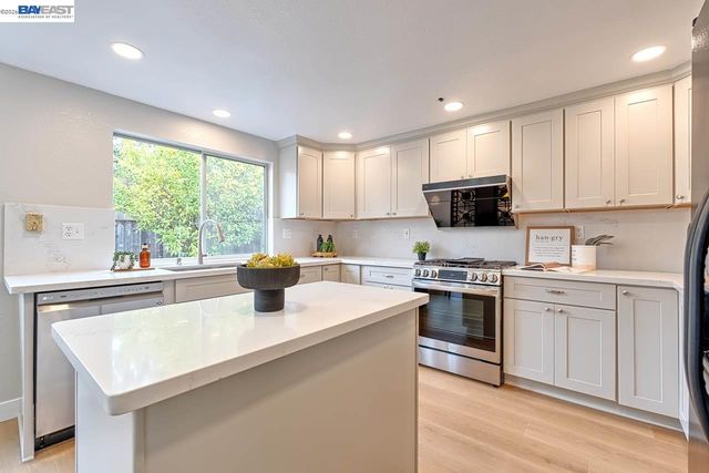 4309 Bolina Dr, Union City, CA 94587