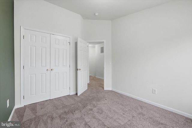 20 SNEAD DR, Martinsburg, WV 25405