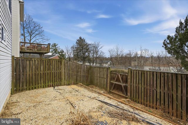 20 SNEAD DR, Martinsburg, WV 25405