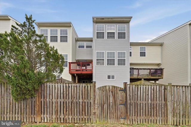 20 SNEAD DR, Martinsburg, WV 25405