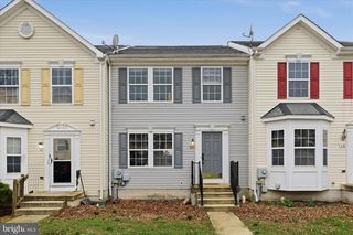 20 SNEAD DR, Martinsburg, WV 25405