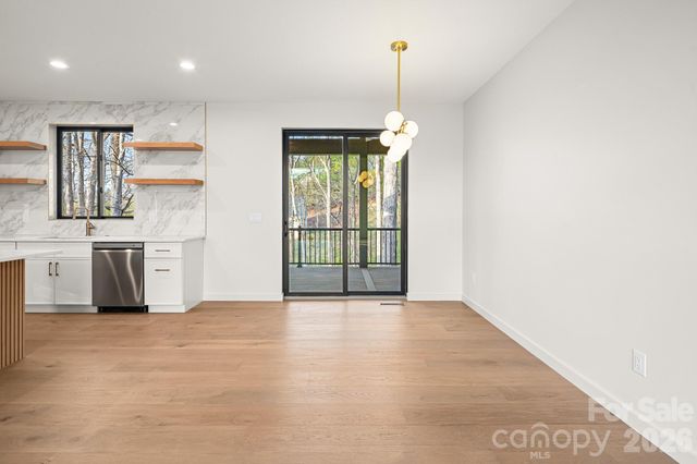 28 Lauren Lane 19, Candler, NC 28715
