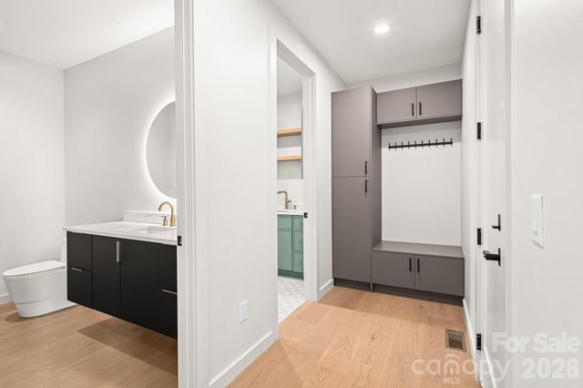 28 Lauren Lane 19, Candler, NC 28715