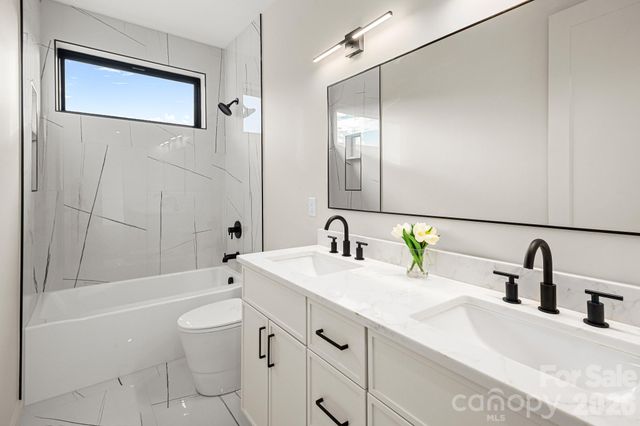 28 Lauren Lane 19, Candler, NC 28715