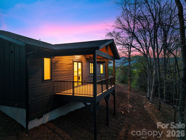 28 Lauren Lane 19, Candler, NC 28715