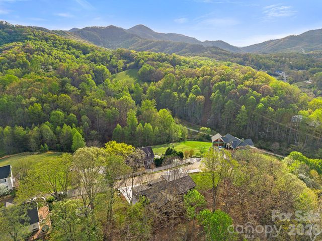 28 Lauren Lane 19, Candler, NC 28715