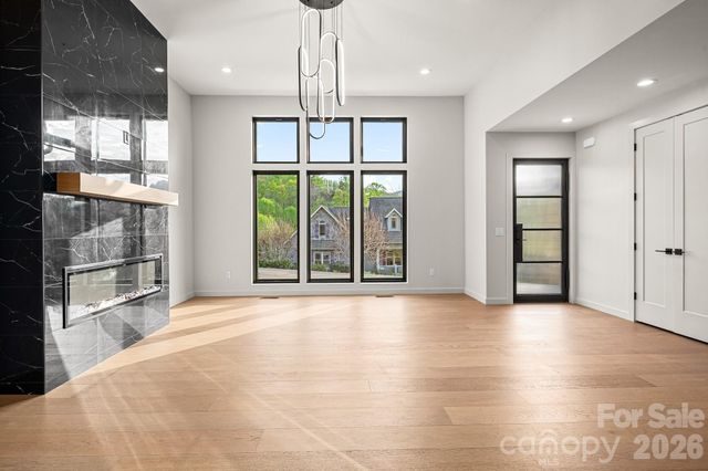 28 Lauren Lane 19, Candler, NC 28715