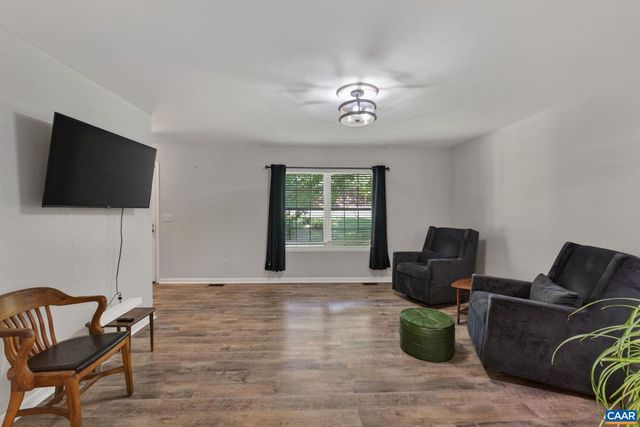 63 TURKEYSAG TRL, Palmyra, VA 22963