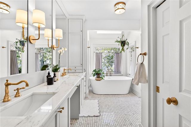 3642 Mayfair NE Road, Atlanta, GA 30342