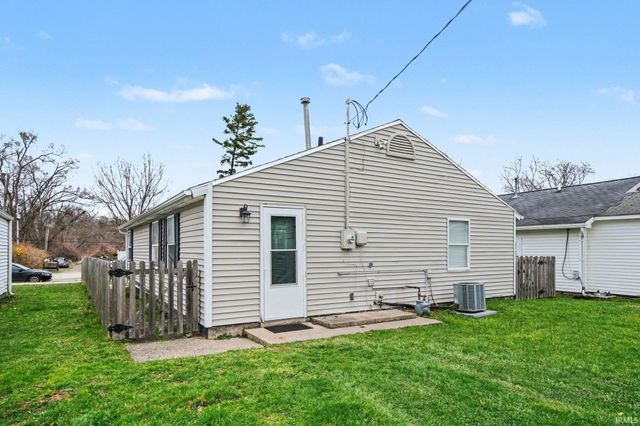 834 W Bryan Street, South Bend, IN 46616