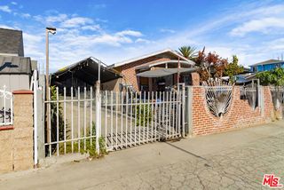 10313 Croesus Avenue, Los Angeles, CA 90002